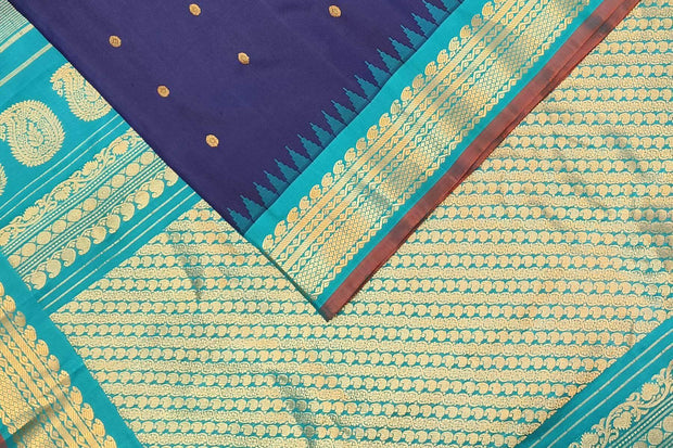 Gadwal pure silk saree in navy blue with small buttis