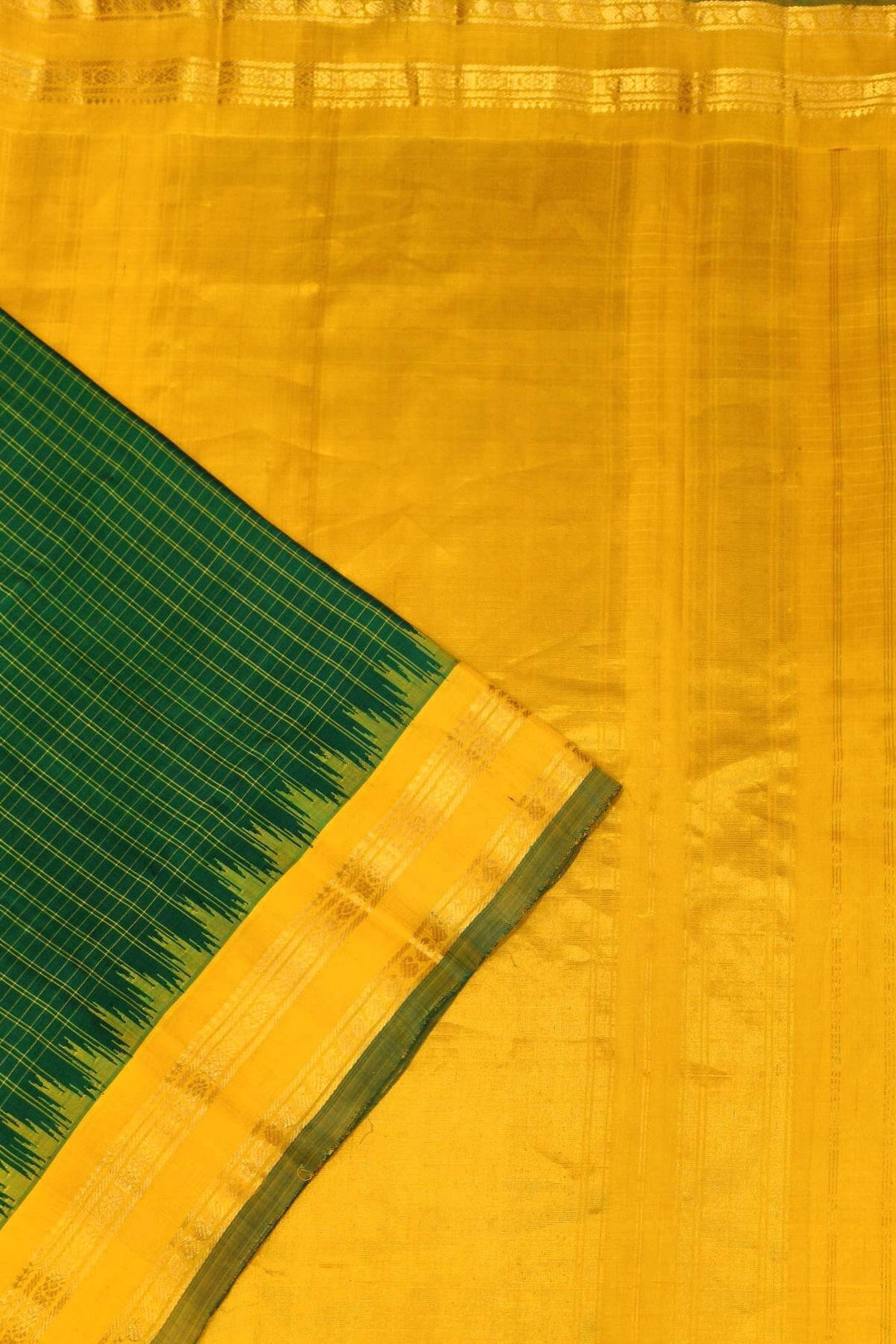 Gadwal pure silk saree in bottle green