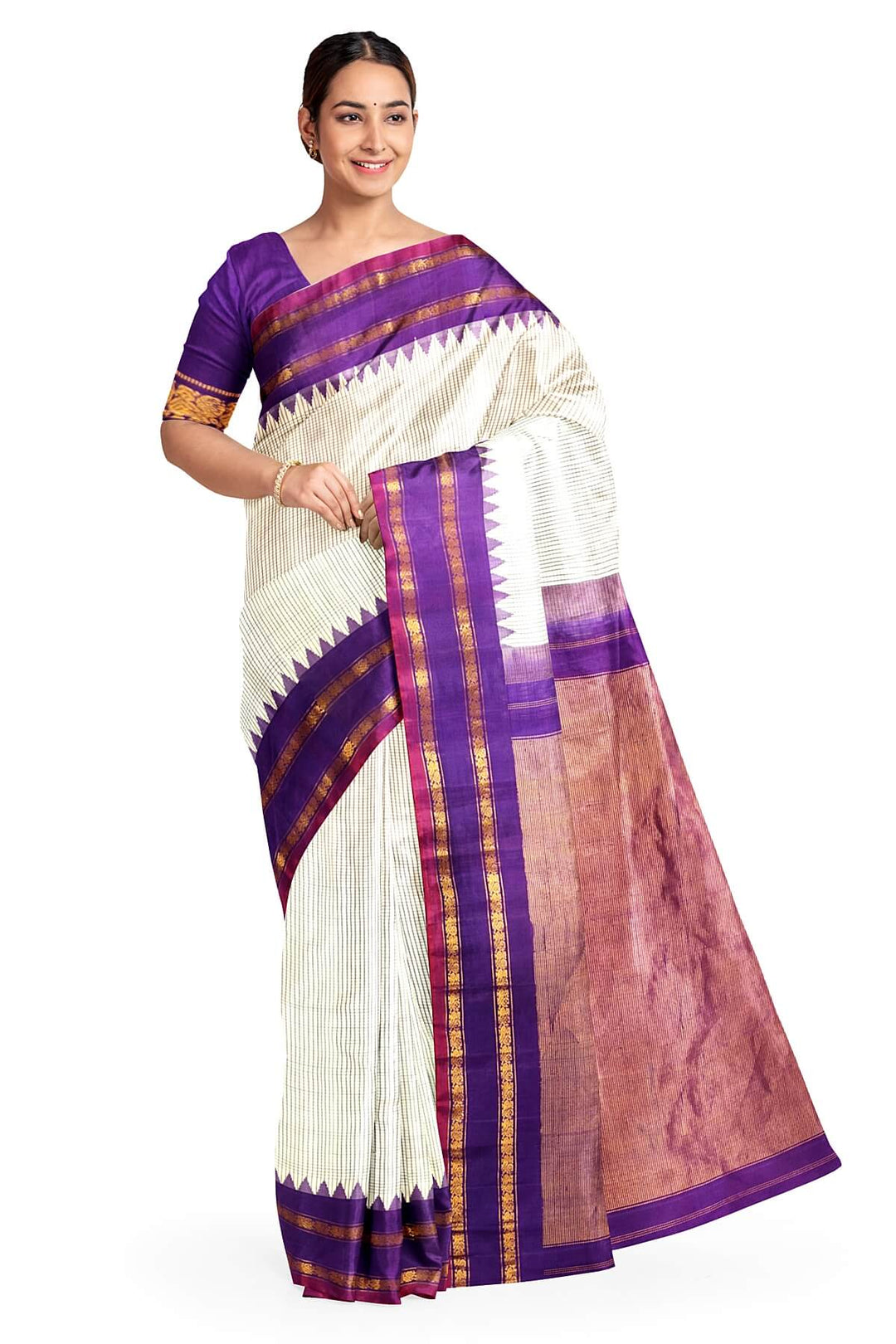 Gadwal pure silk saree in off white