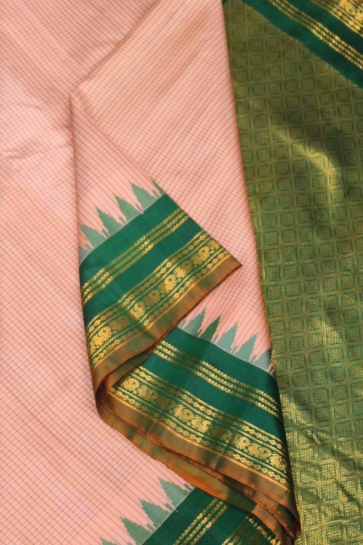 Gadwal pure silk saree in peach