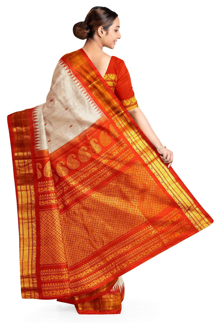 Gadwal pure silk saree in off white  in checks