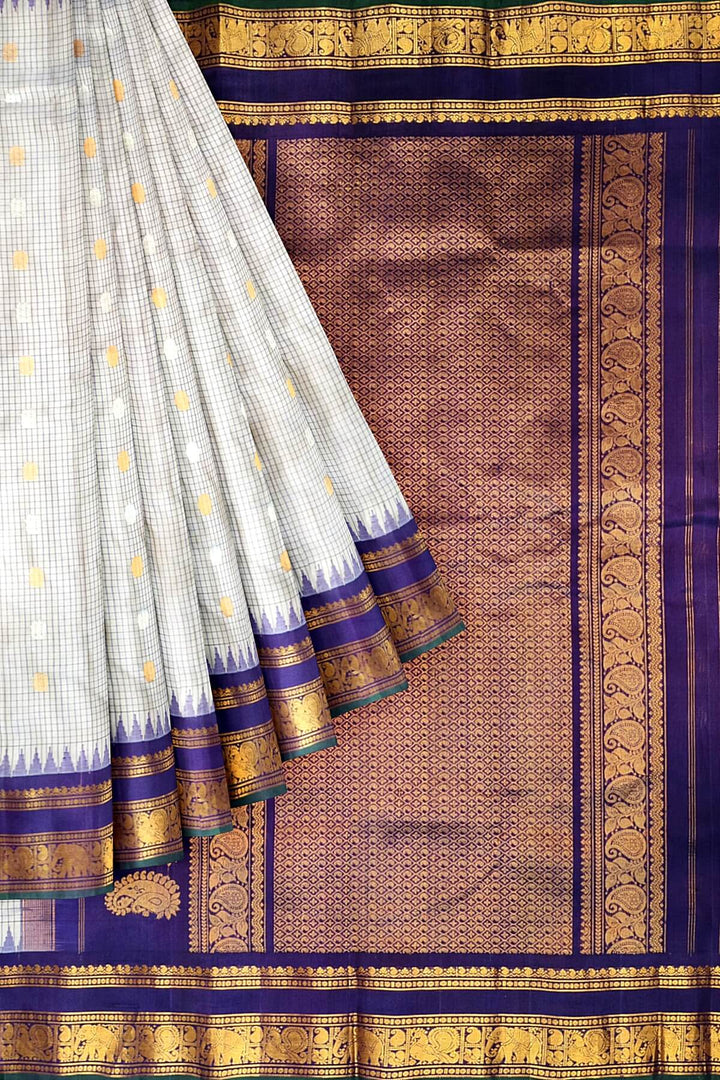 Gadwal pure silk saree in off white