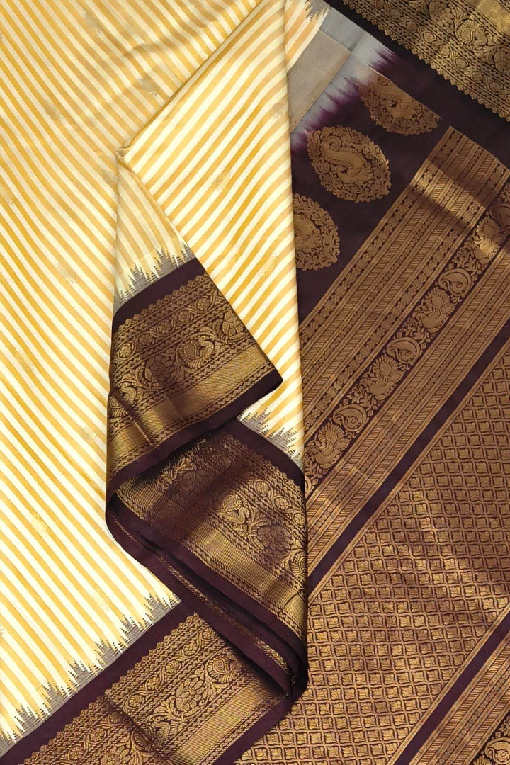 Gadwal pure silk saree in off white with buttis