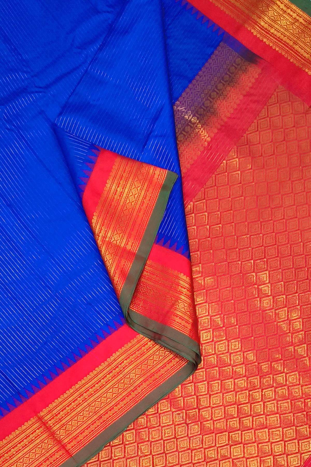 Gadwal pure silk saree in blue
