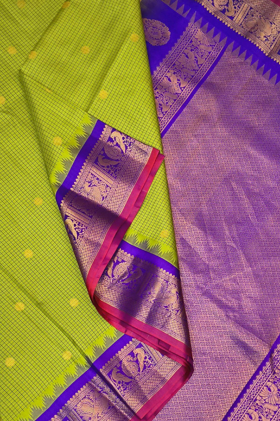 Gadwal pure silk saree in radium green