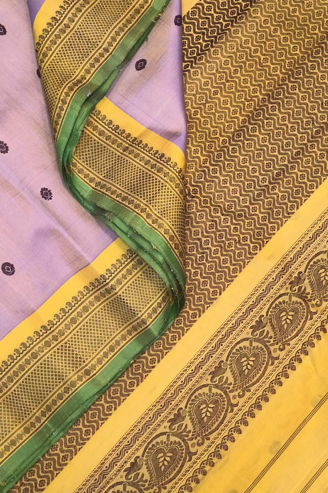 Gadwal pure silk saree in  lavender with thread buttis