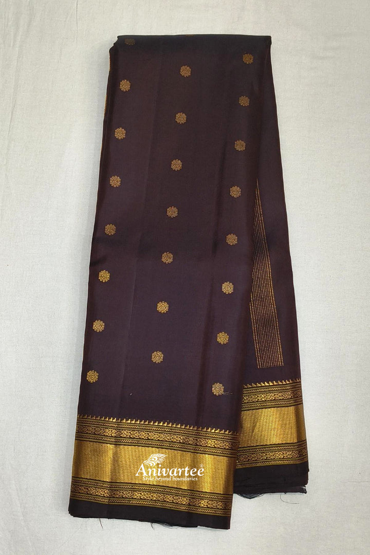 Gadwal pure silk saree in brown with buttis