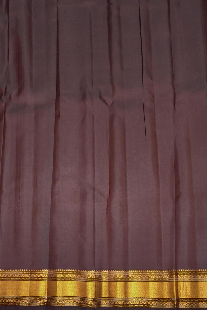 Gadwal pure silk saree in brown with buttis