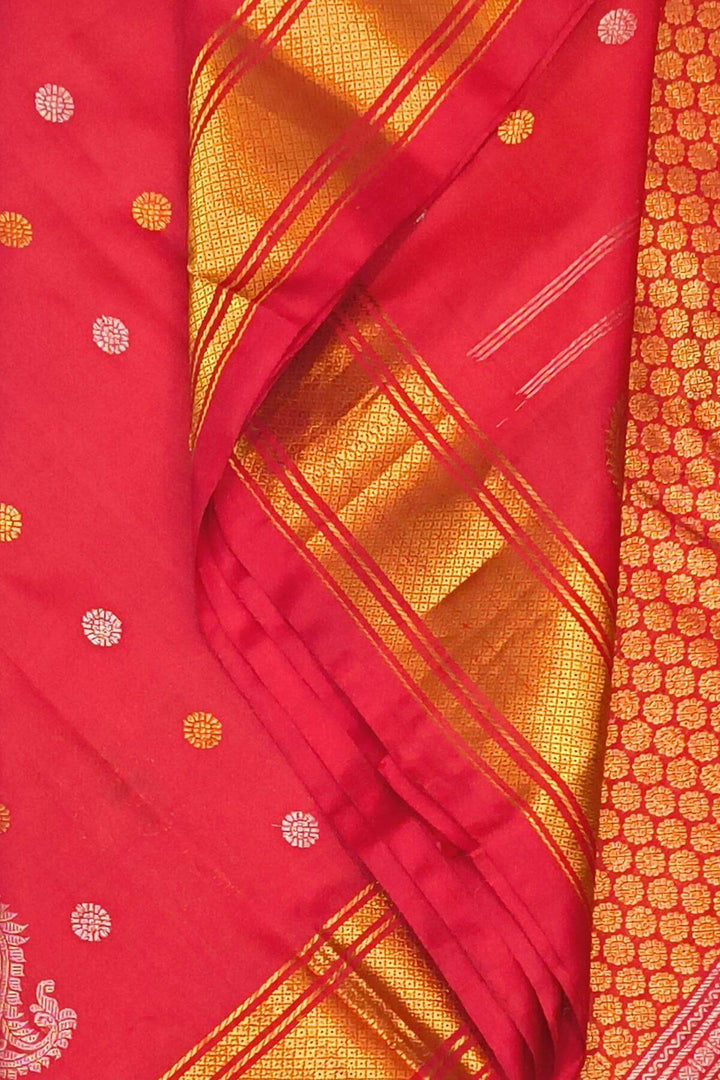 Gadwal pure silk saree in red