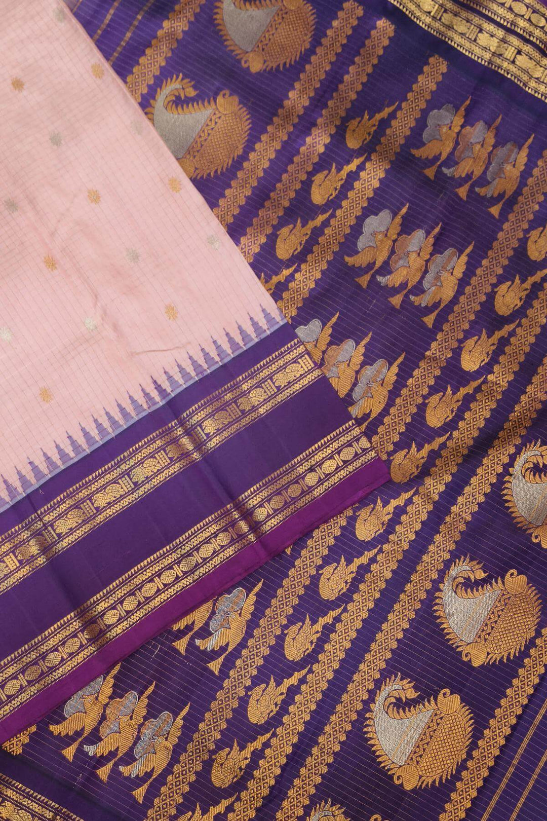 Gadwal pure silk saree in baby pink  in fine checks