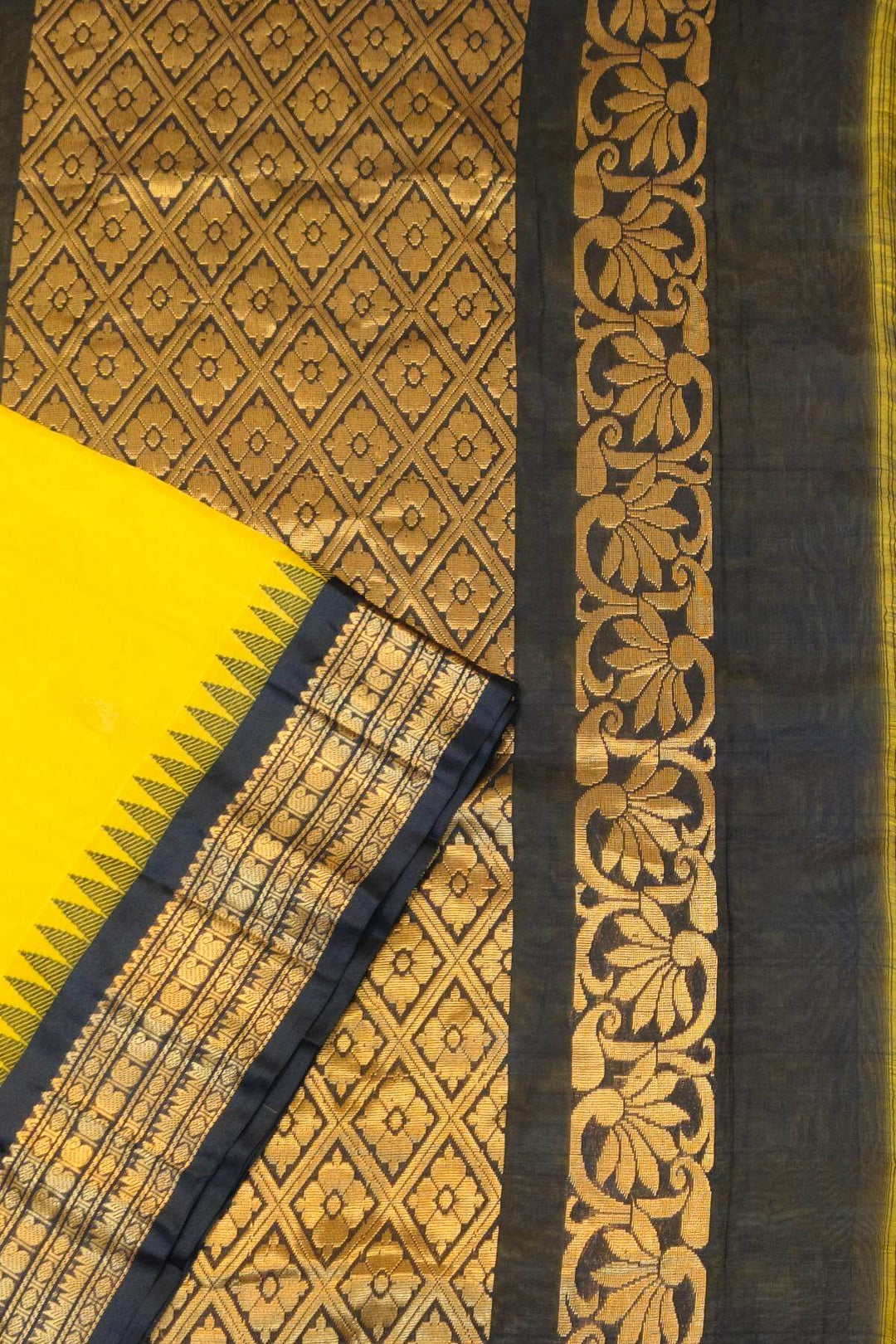 Gadwal cotton silk saree in  lemon green & black