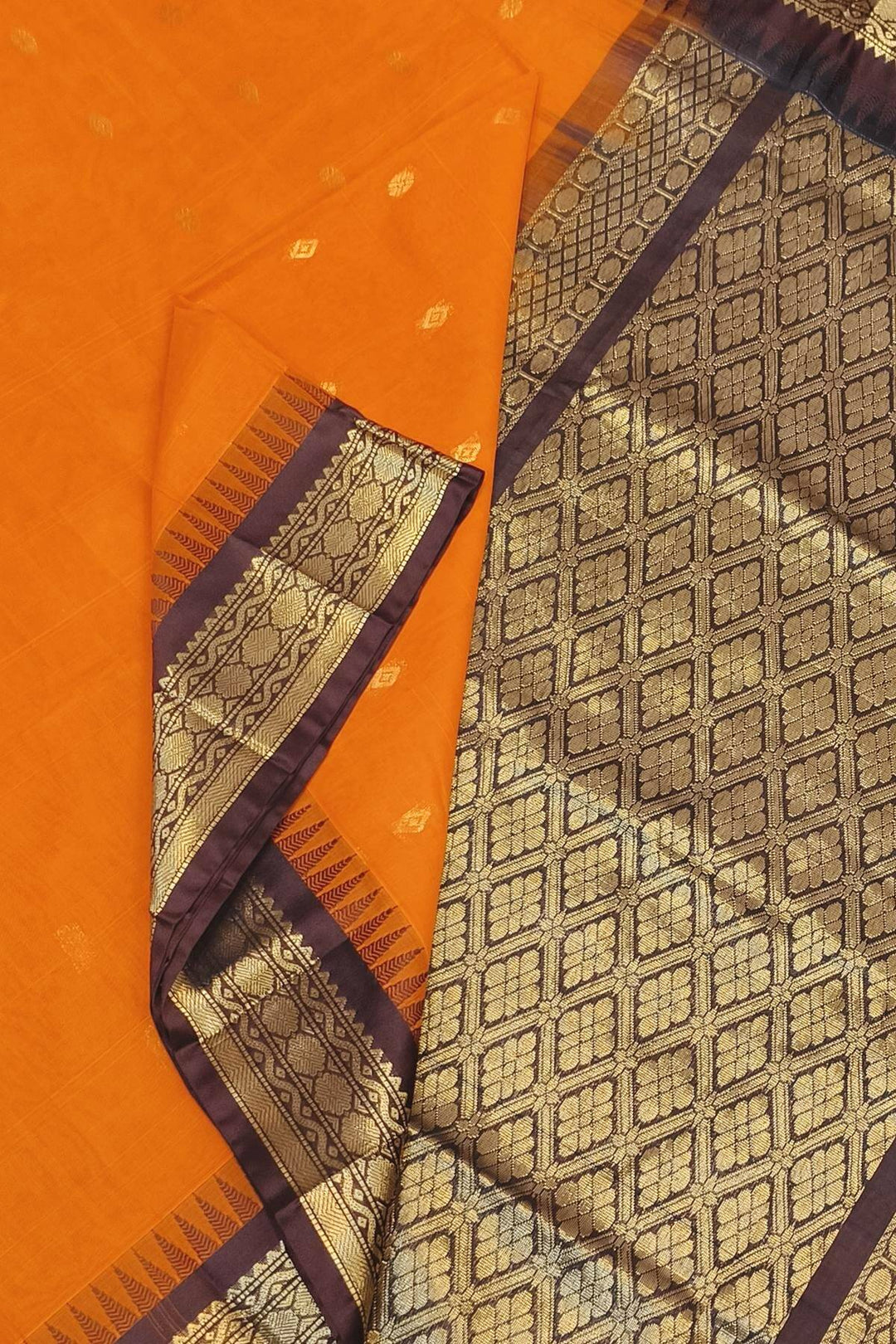 Gadwal cotton silk saree with buttis