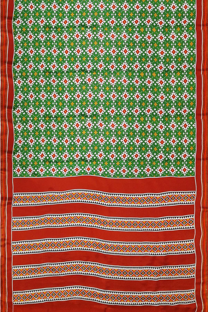 TWILL WEAVE silk saree in green   in chokta bhat ( diamond ) pattern