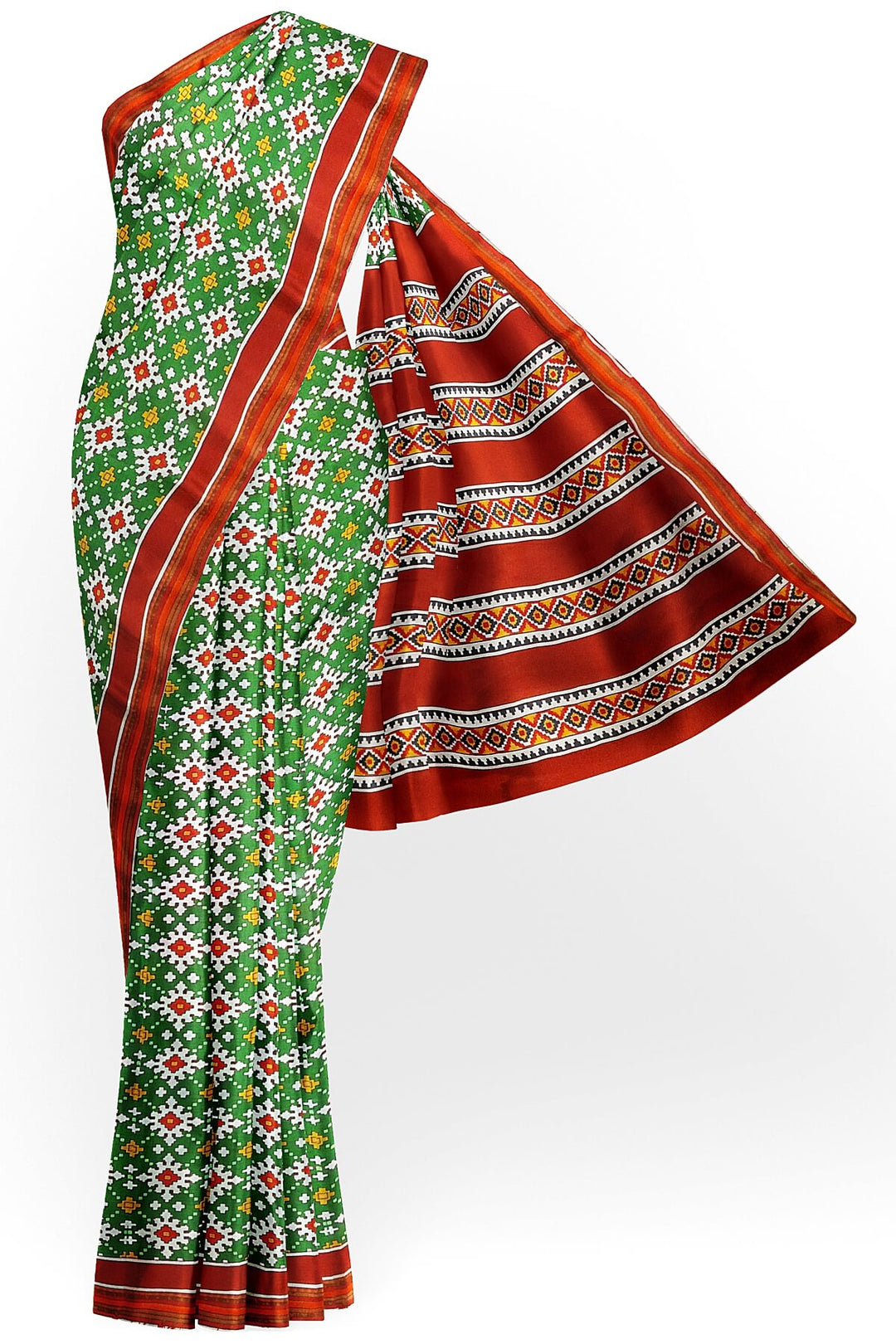TWILL WEAVE silk saree in green   in chokta bhat ( diamond ) pattern