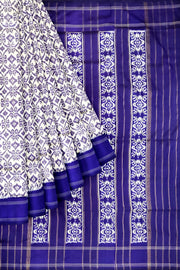 Ikat pure silk saree in off white in floral pattern