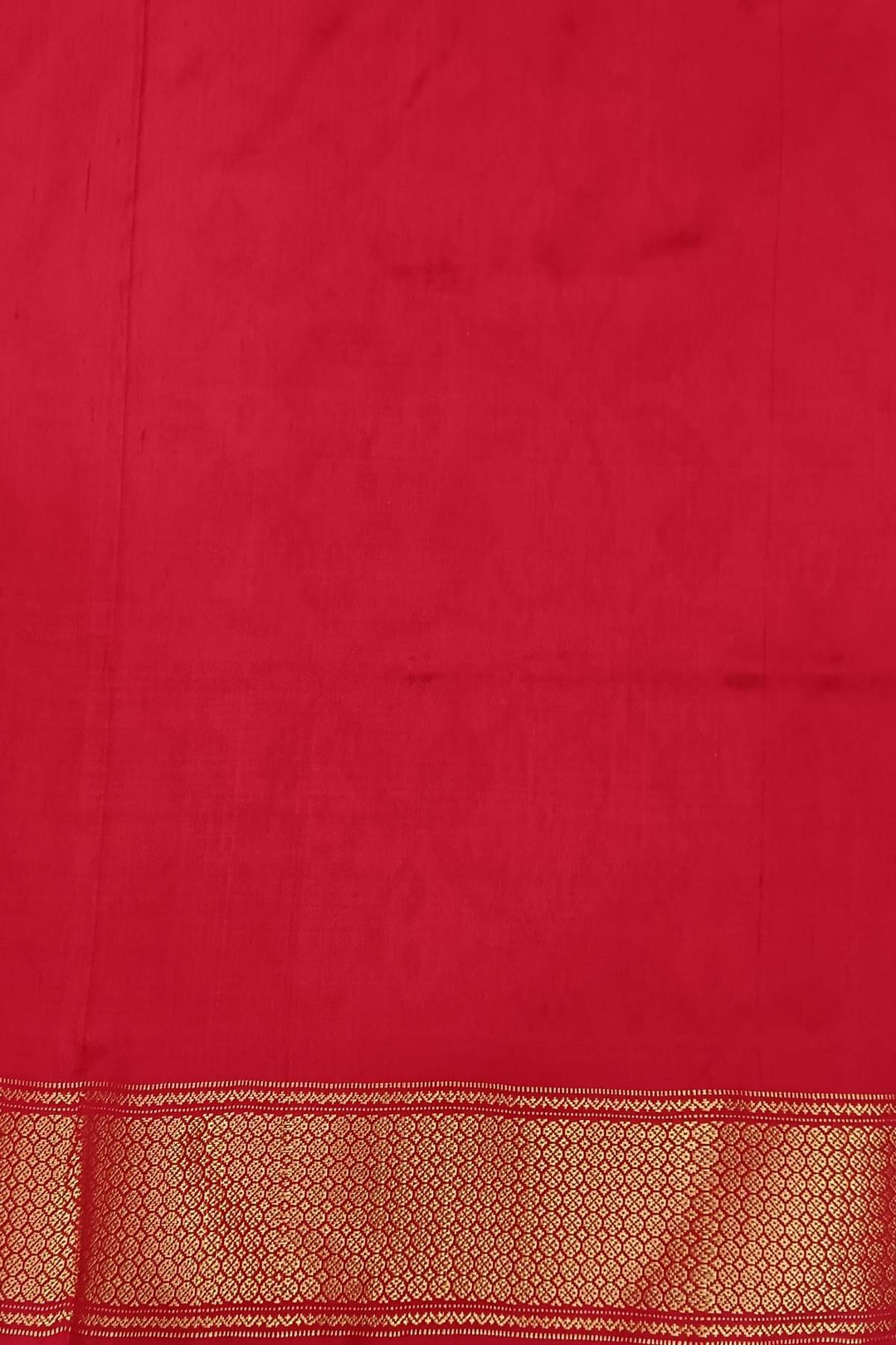 Handwoven ikat pure silk saree in off white in pan bhat pattern