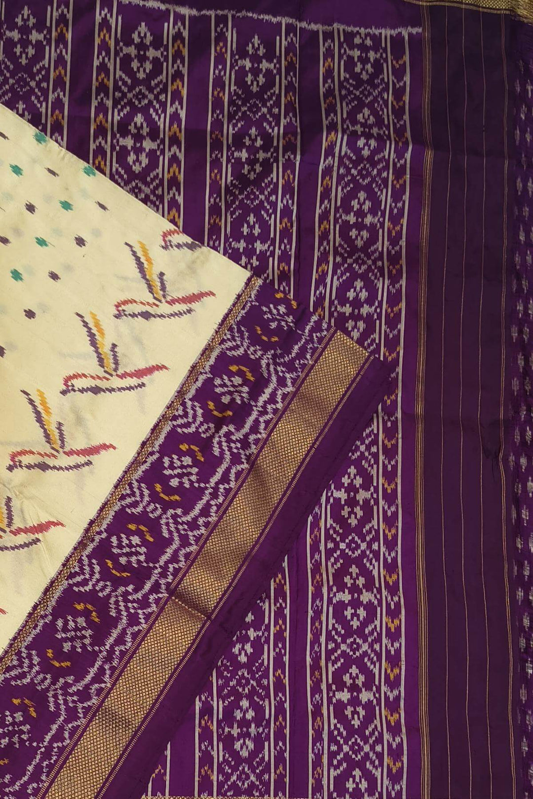 Ikkat pure silk saree in off white