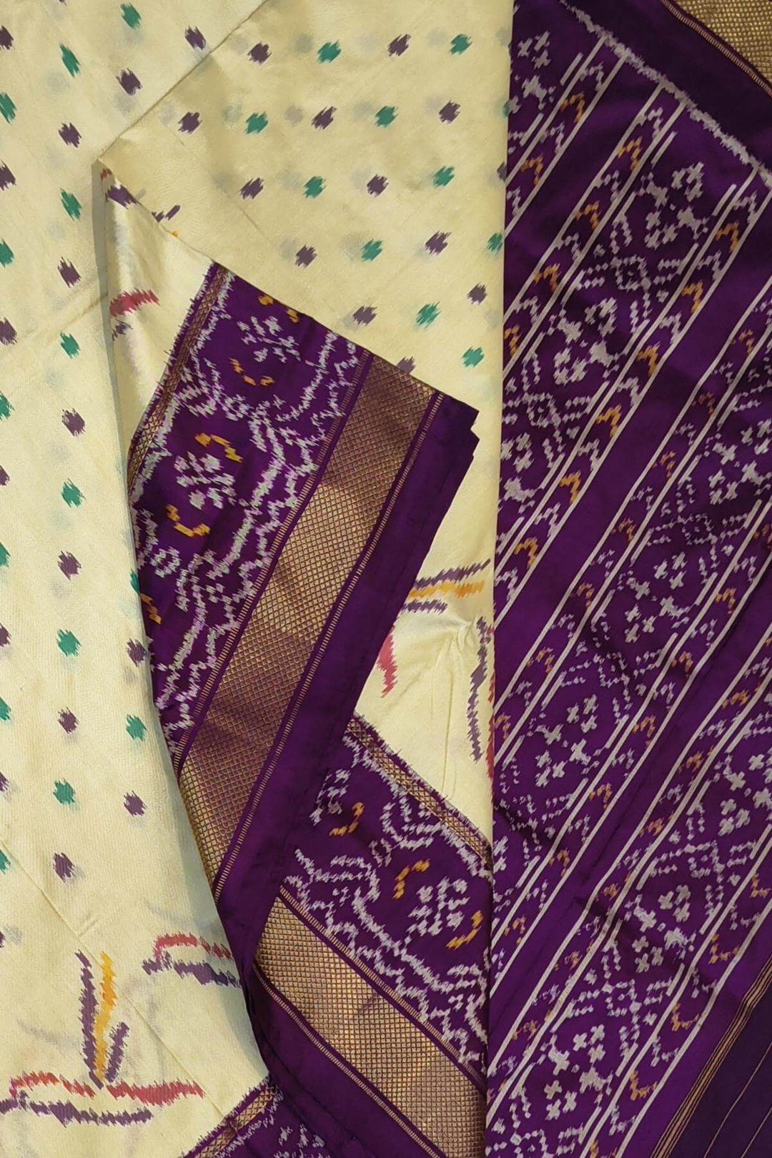 Ikkat pure silk saree in off white