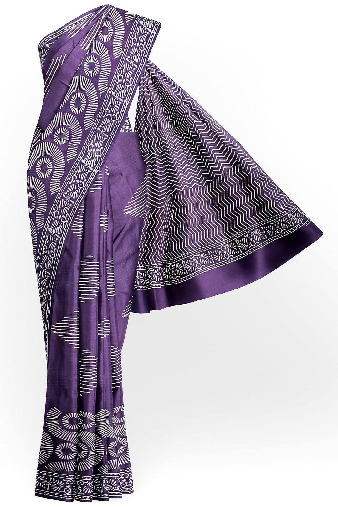 Jaipur mul cotton saree in purple in geometric pattern.