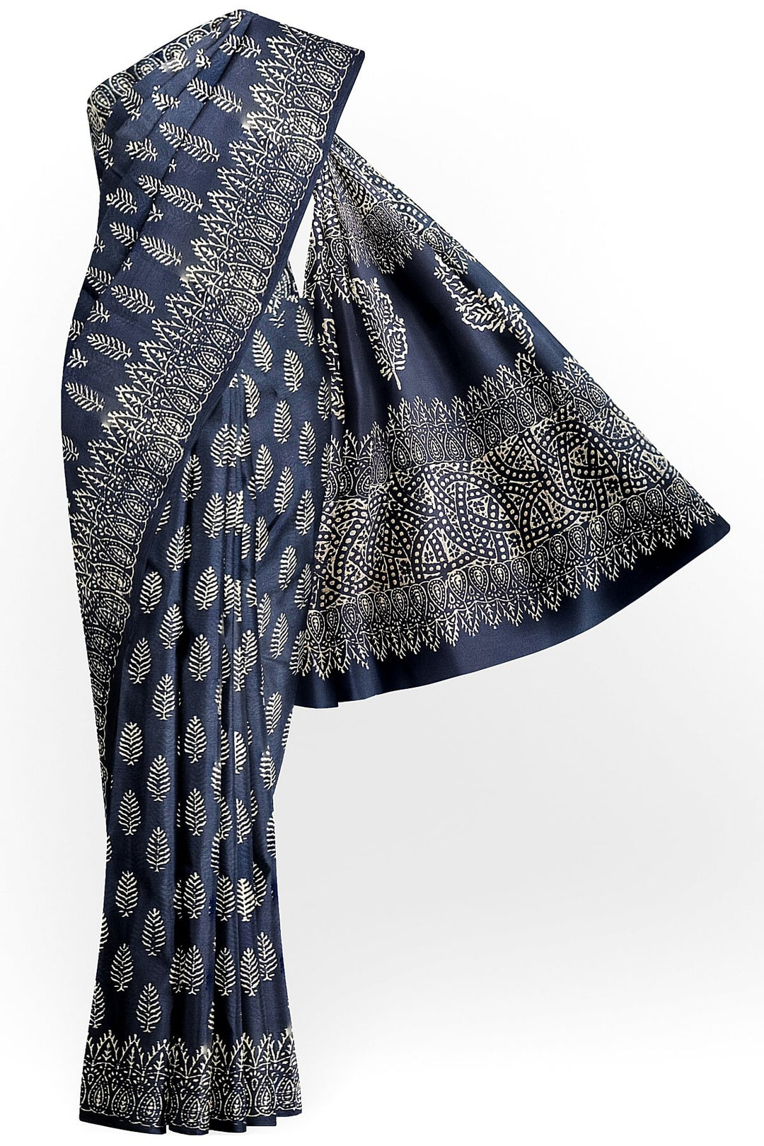 Jaipur mul cotton saree in indigo in floral pattern.