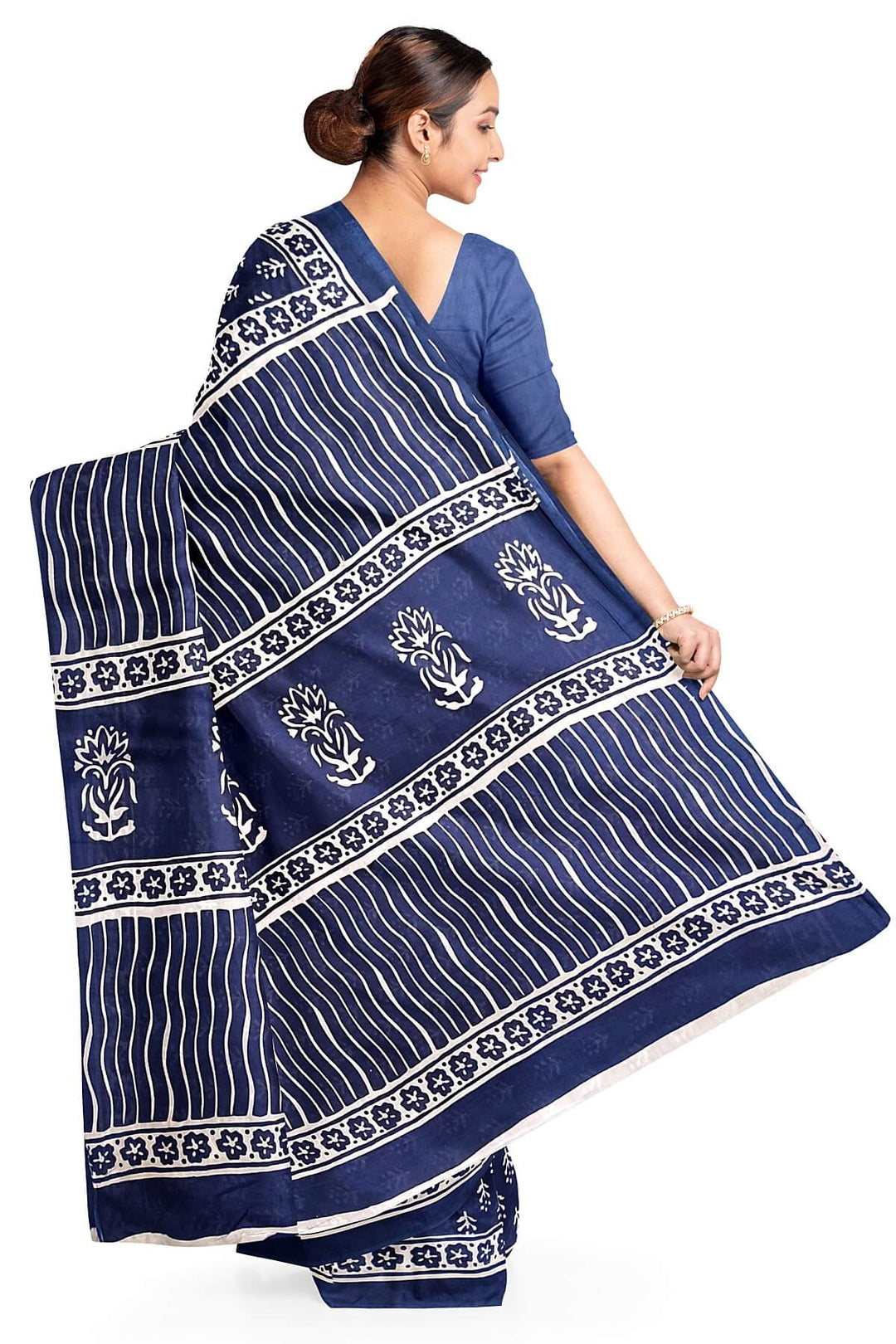 Jaipur mul cotton in indigo with floral motifs