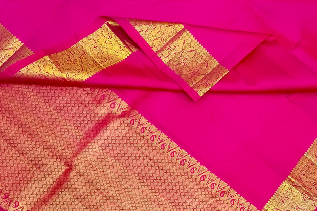 Handwoven Kanchi pure silk dupatta in pink with rich pallu & border