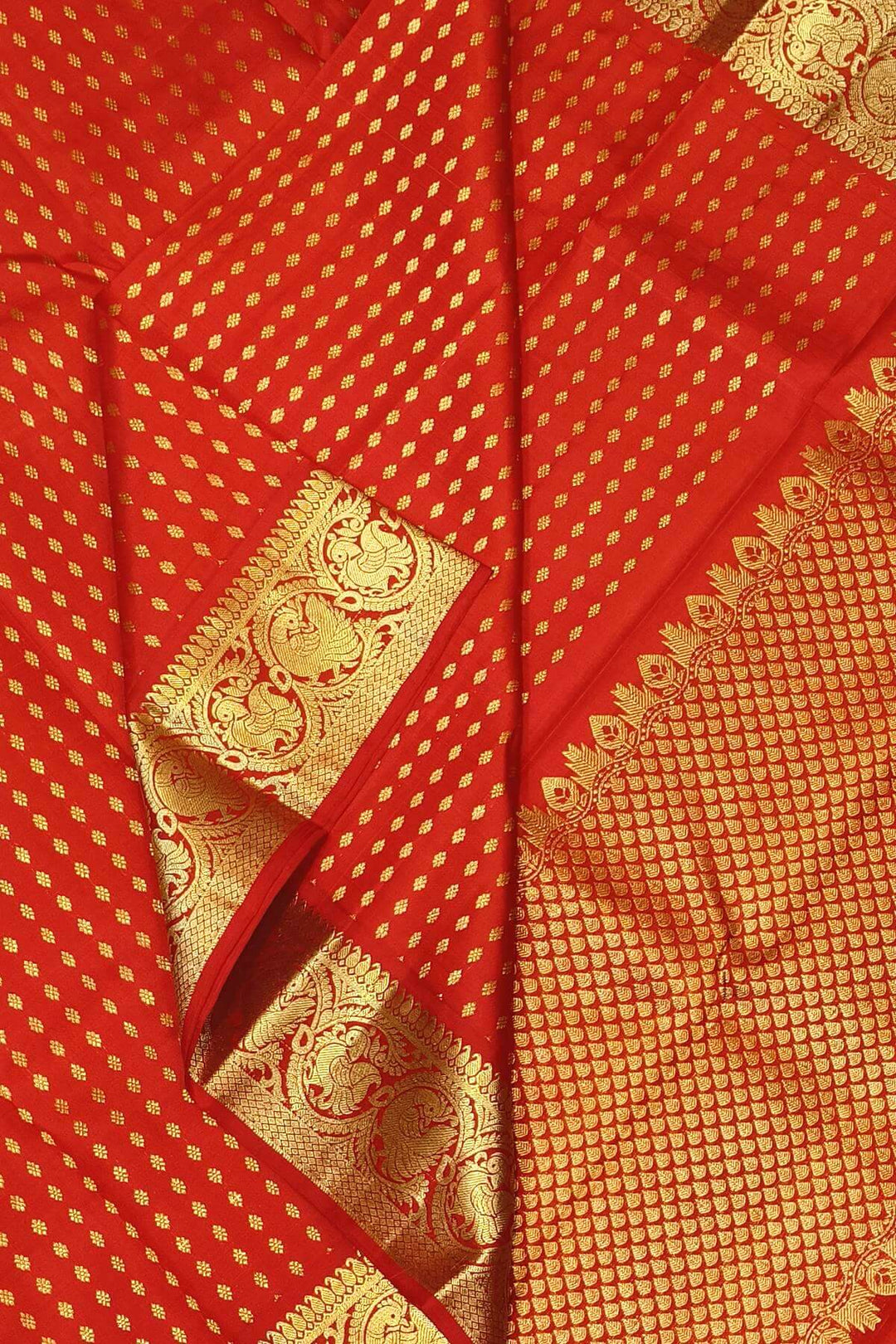 Kanchi pure silk dupatta in red with rich pallu & border