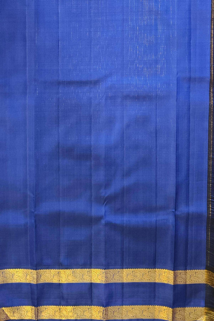 Kanchi pure silk saree in red  with a  retapet border