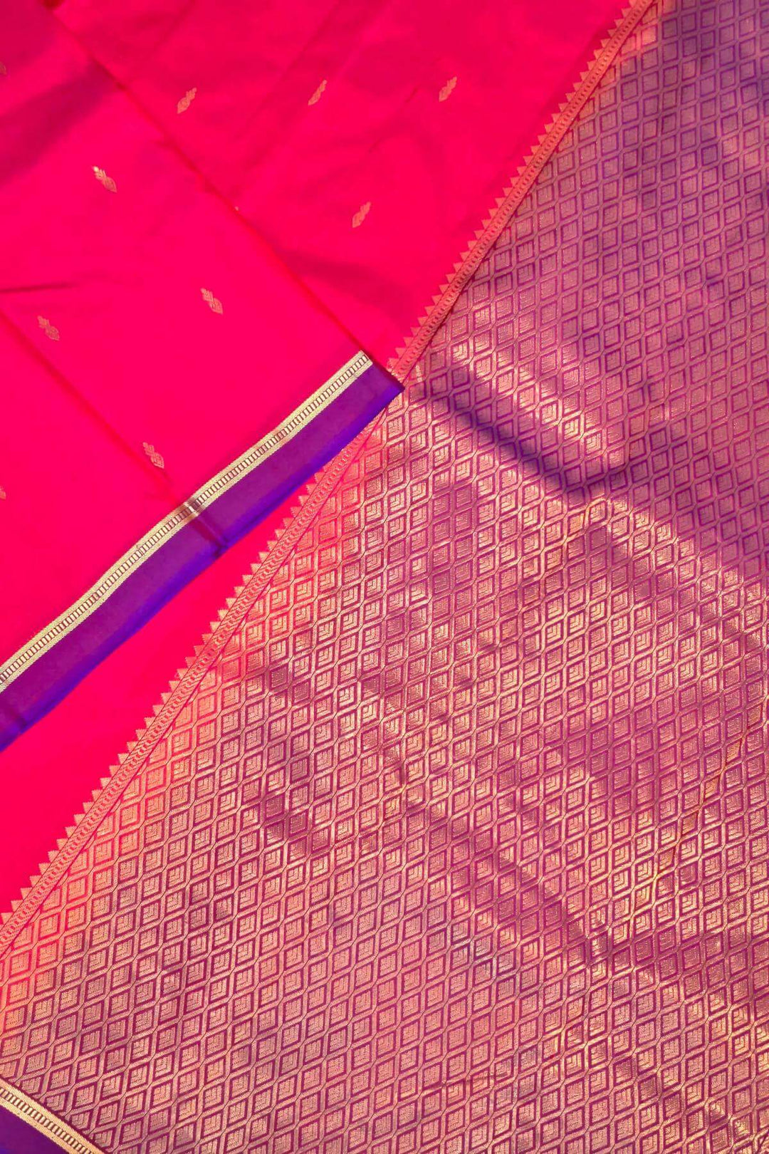 Kanchi pure silk saree in &nbsp;pink with small buttis