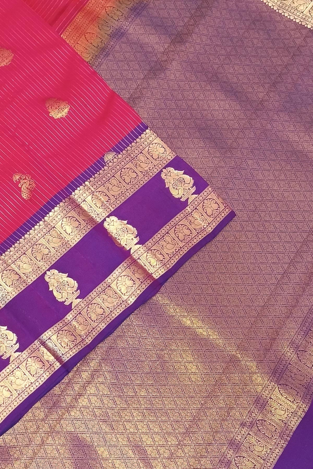 Kanchi silk saree in in pink stripes