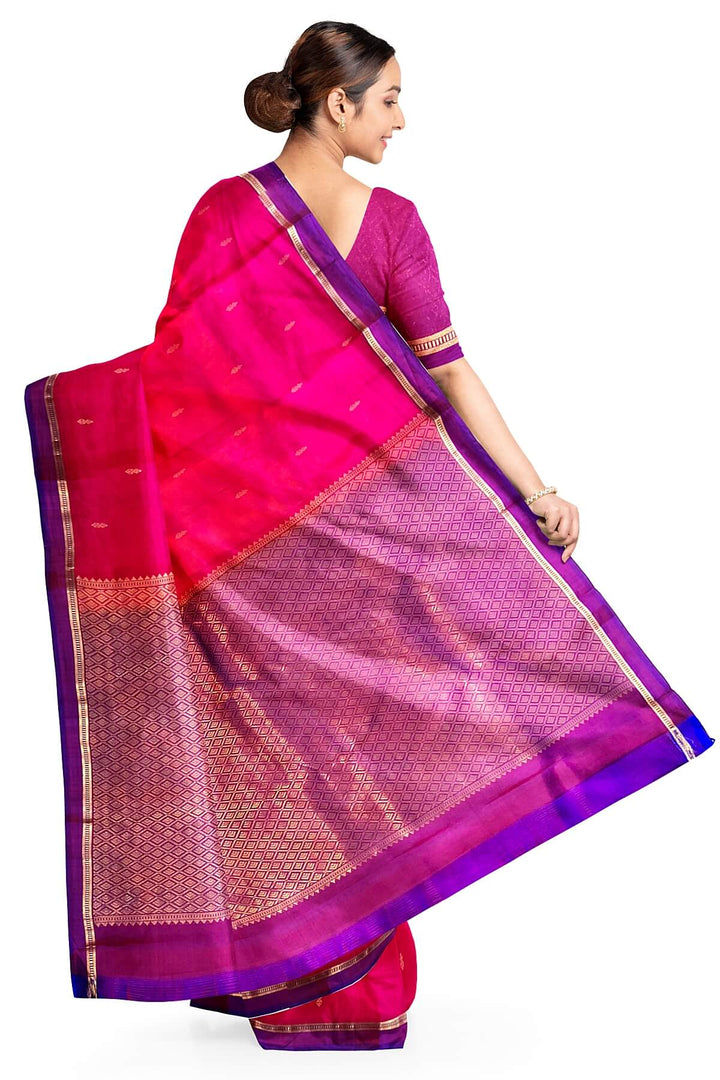 Kanchi pure silk saree in &nbsp;pink with small buttis