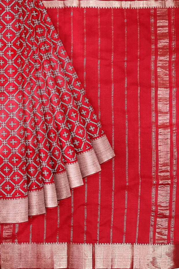 Handloom Mangalgiri silk cotton saree in red in printed rangoli pattern