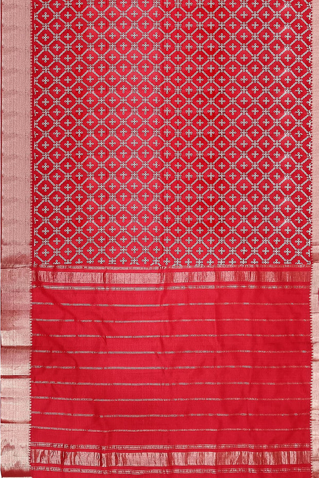 Handloom Mangalgiri silk cotton saree in red in printed rangoli pattern