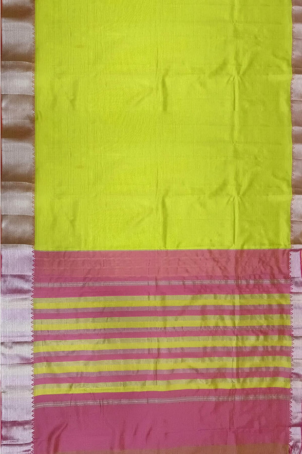 Mangalgiri silk cotton saree in  radium green & pink