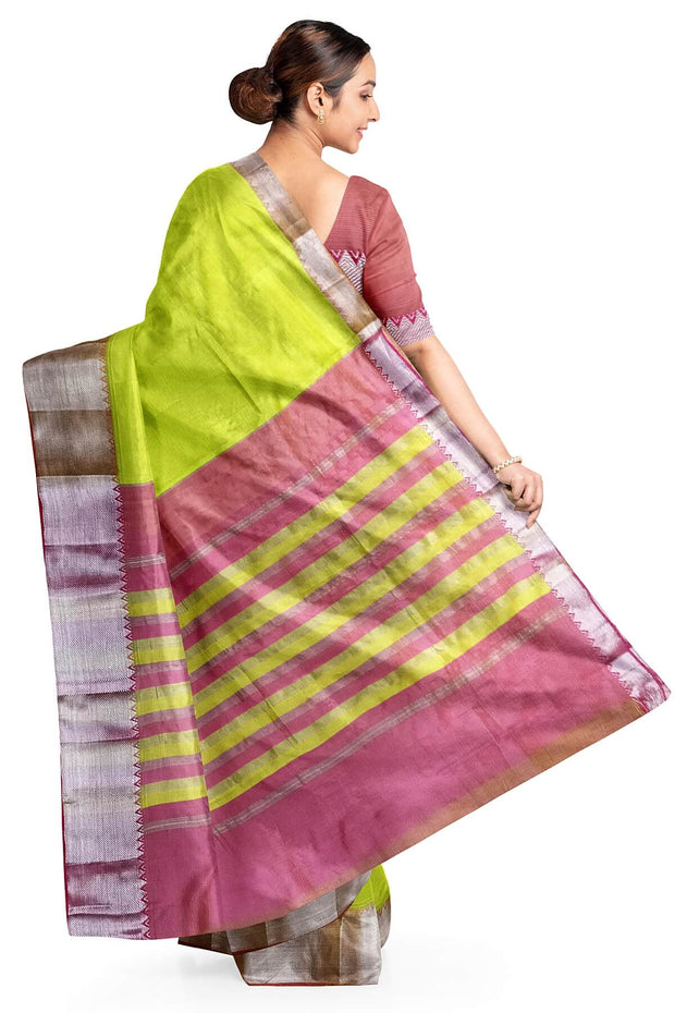 Mangalgiri silk cotton saree in  radium green & pink
