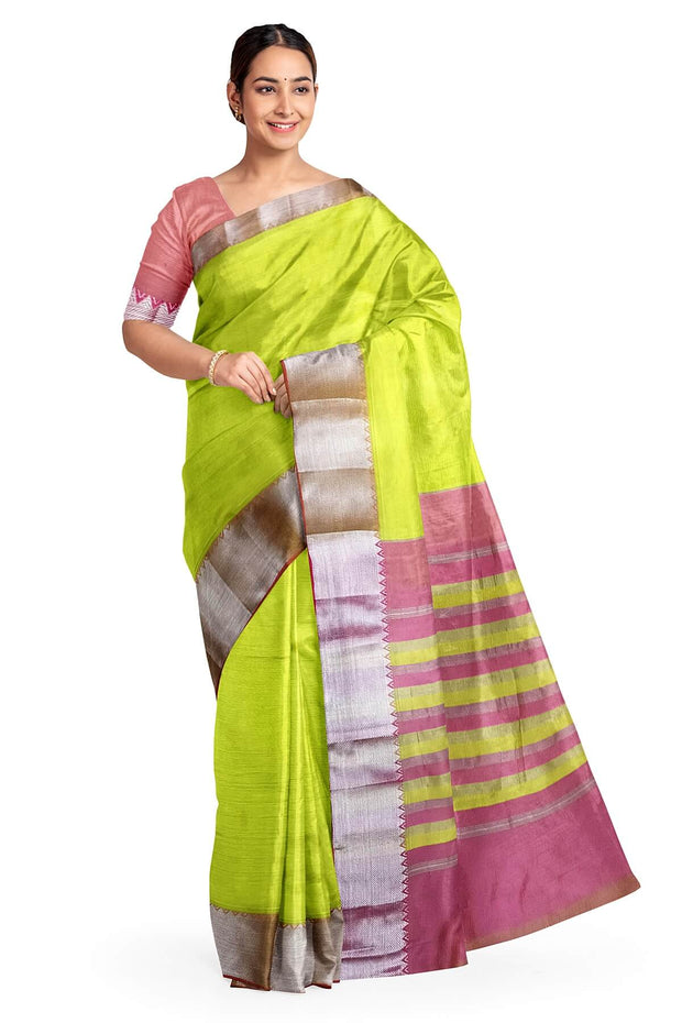 Mangalgiri silk cotton saree in  radium green & pink
