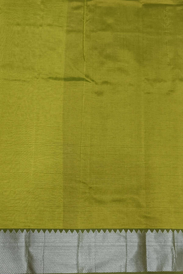 Mangalgiri silk cotton saree in maroon & mehndi green
