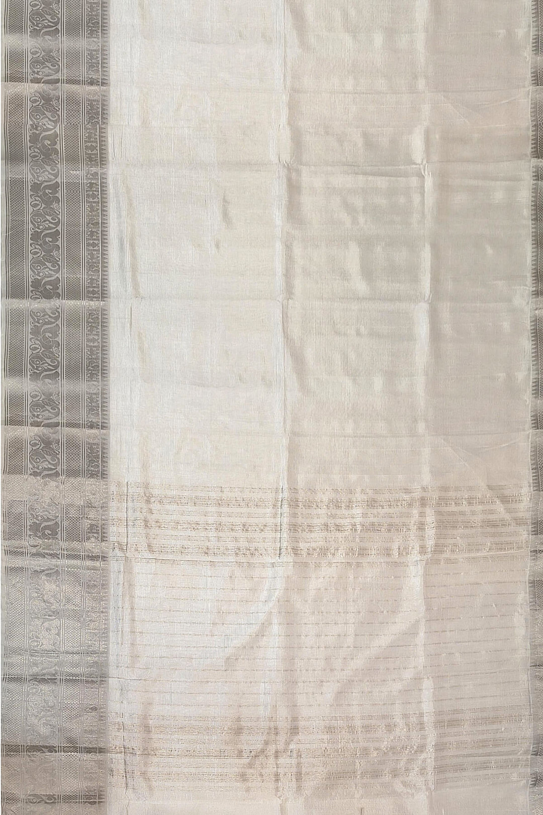 Mangalgiri silk cotton saree in white