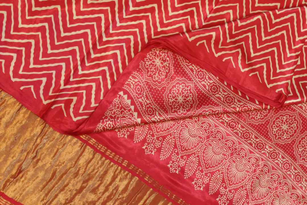 Modal silk saree in zig zag pattern in pink with lagda patti (zari)  pallu