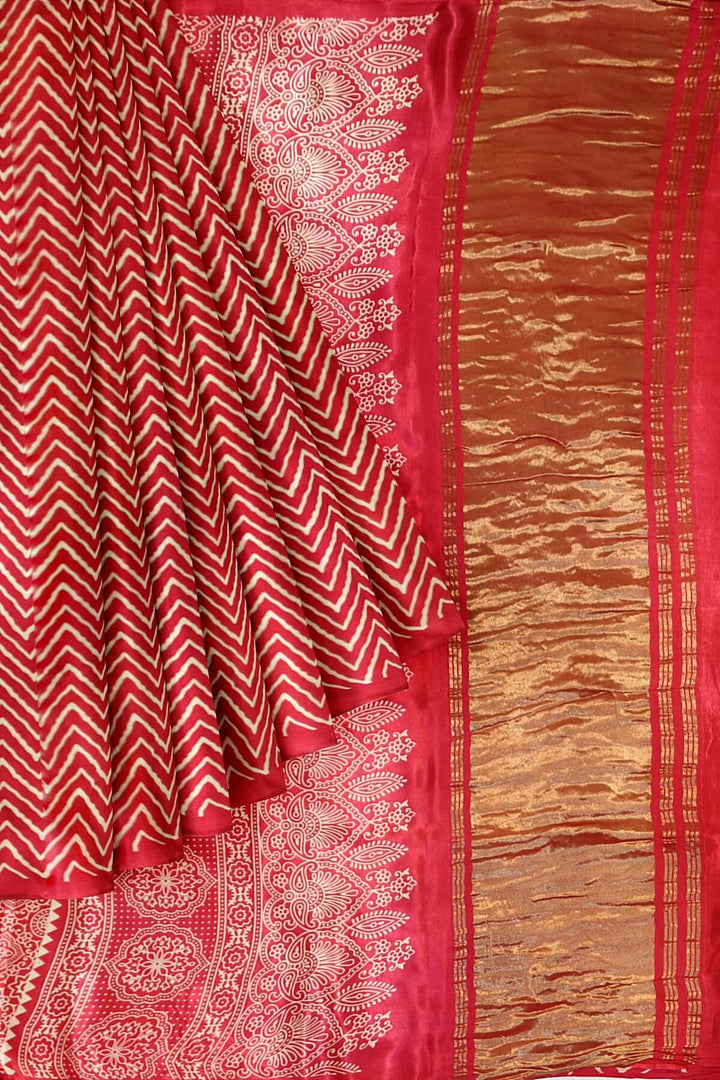 Modal silk saree in zig zag pattern in pink with lagda patti (zari)  pallu