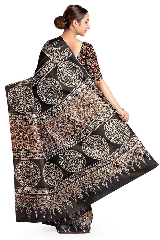 Modal silk bandhini saree in mehndi green