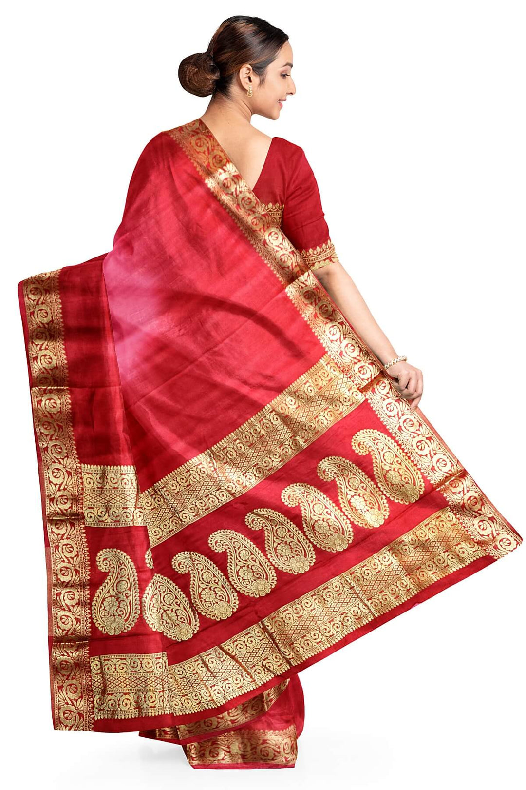 Modal silk saree in  shaded  pink with zari pallu & borders.