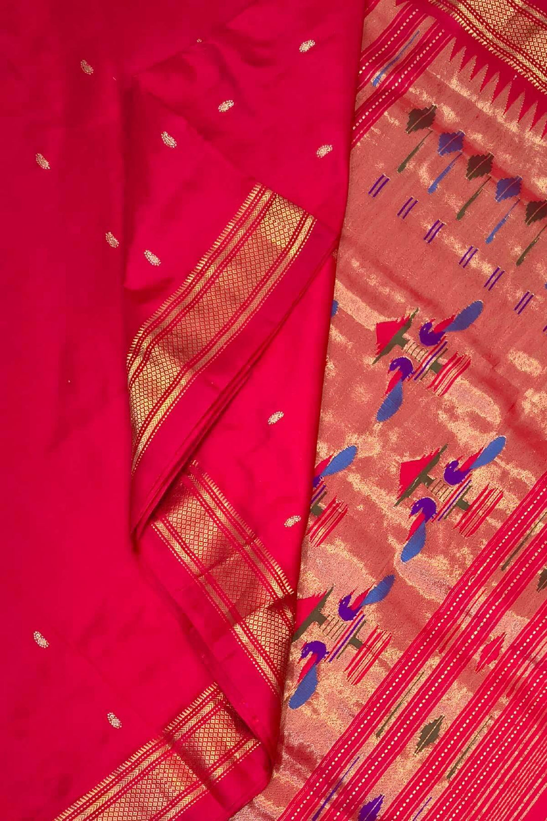 Handwoven Paithani pure silk saree in red