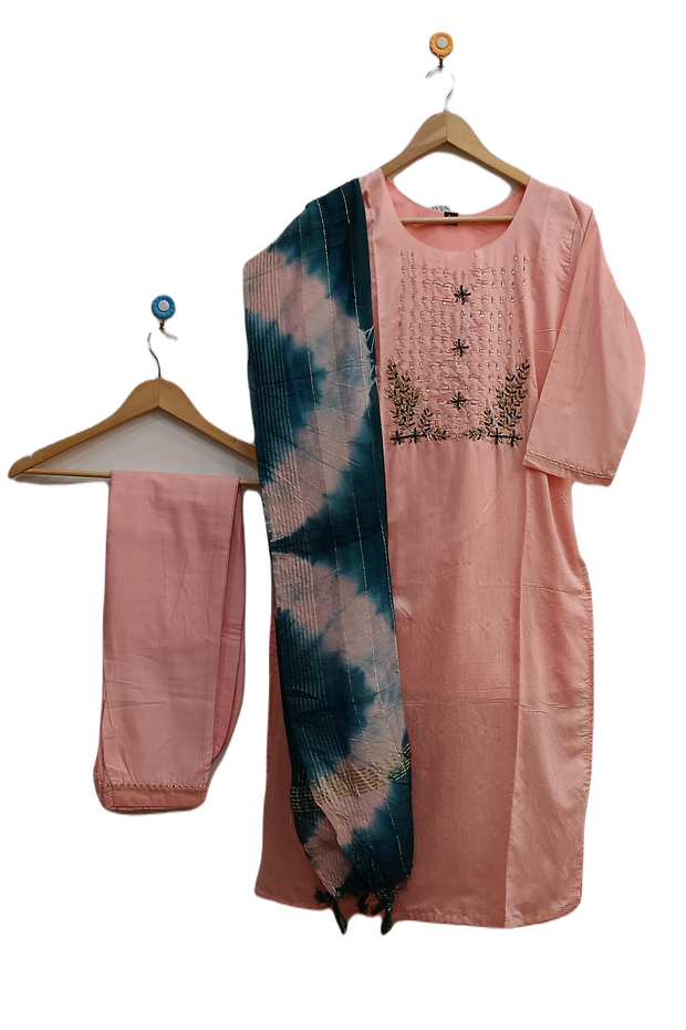 Muslin 3 piece kurta set ( top , dupatta & bottom) in peach