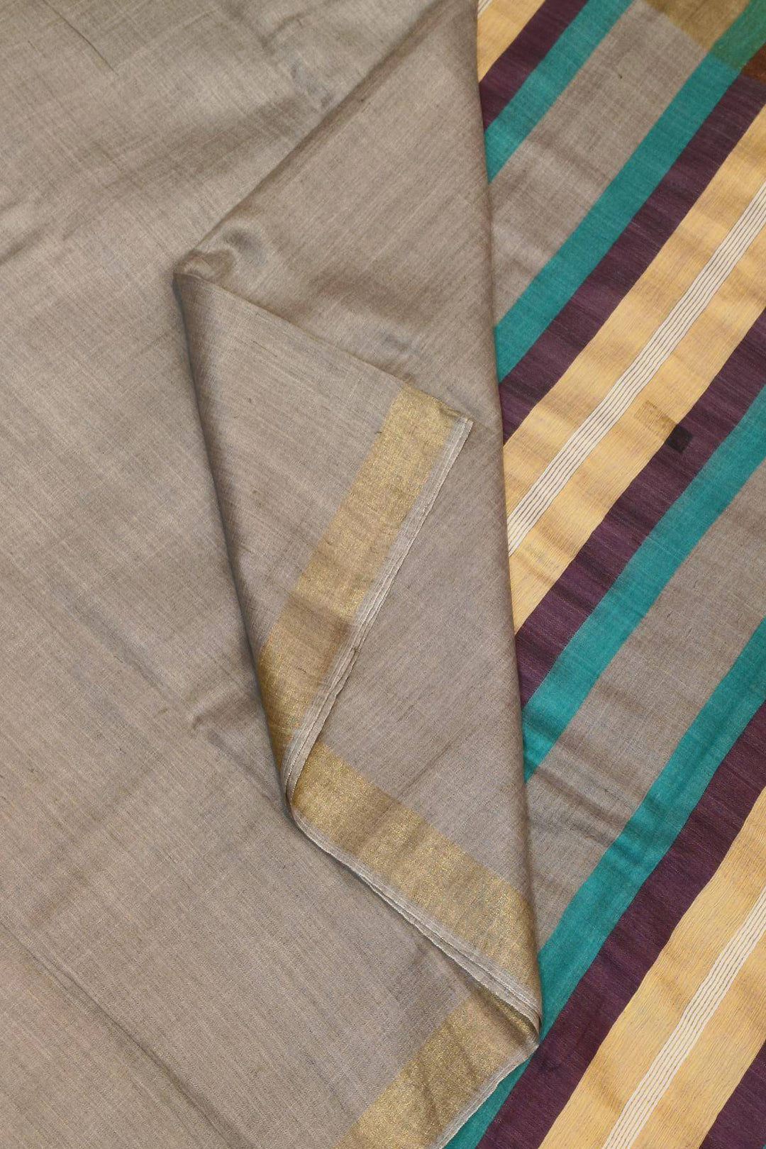 Handloom desi tussar pure silk saree in grey