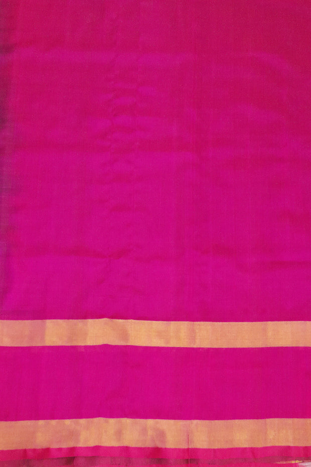 Handloom Uppada pure silk saree in  checks in black and a contrast pallu in pink