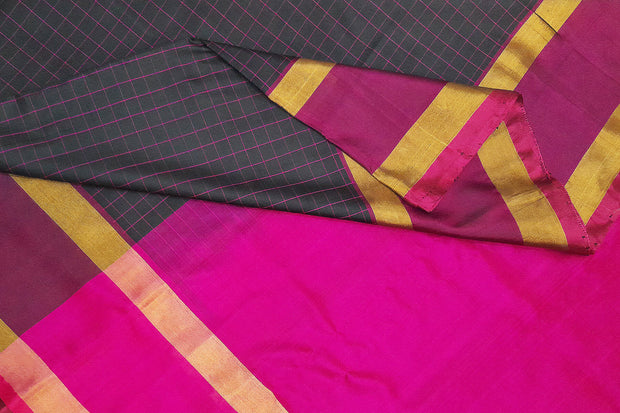 Handloom Uppada pure silk saree in  checks in black and a contrast pallu in pink