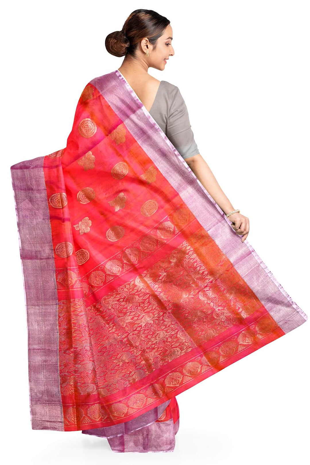 Handwoven Uppada pure silk saree in two tone pink with  floral motifs .