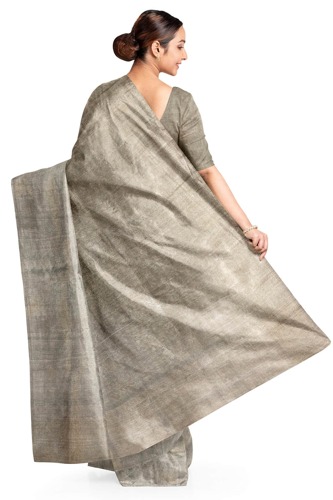 Handloom Uppada silk tissue saree in silver