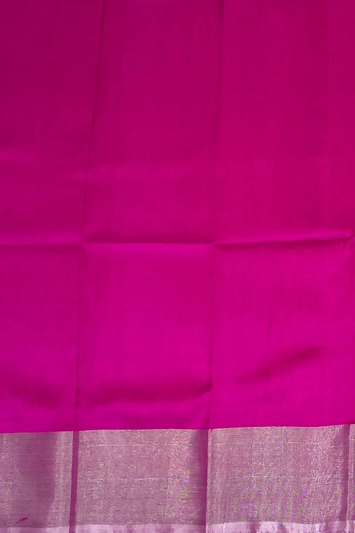 Handwoven Uppada pure silk saree in bottle green with round motifs